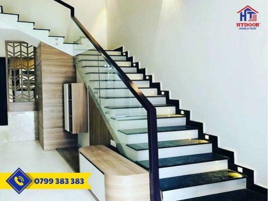 Cầu thang kính cường lực - HTDoor