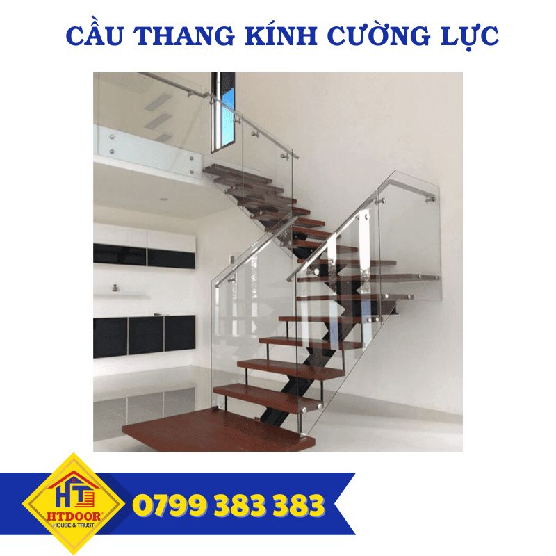 Cầu thang kính cường lực - HTDoor