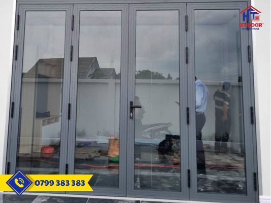 Cửa đi nhôm Xingfa