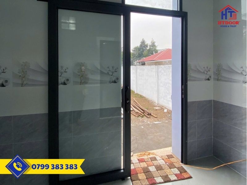 Cửa đi nhôm Xingfa mở lùa