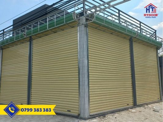 Cửa cuốn Úc tấm liền nhà khách - HTDoor