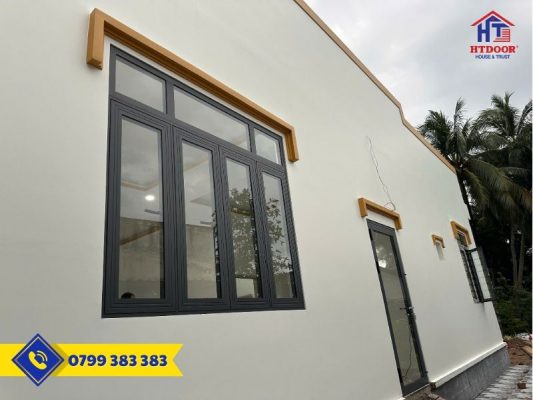 Cửa nhôm Xingfa lắp tại nhà khách - HTDoor