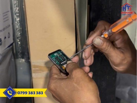 Sửa remote cửa cuốn - HTDoor