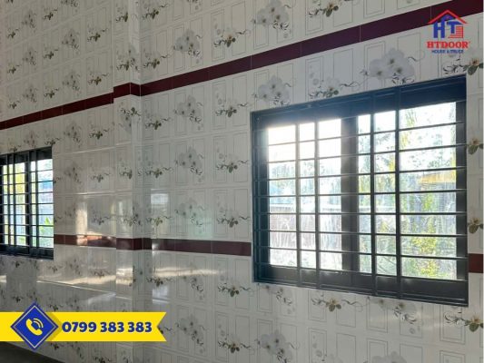 Cửa nhôm Xingfa tại nhà khách ở Bến Tre