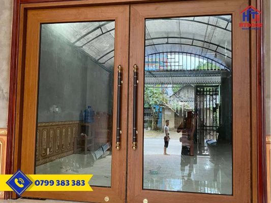 Cửa nhôm Xingfa màu vân gỗ hệ thủy lực