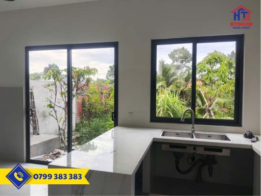 Cửa đi và cửa sổ mở lùa nhôm Xingfa