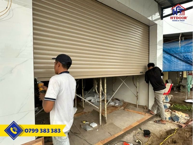 Lắp đặt cửa cuốn công nghệ Đức