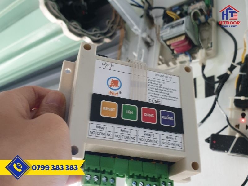 Cài đặt remote cửa cuốn - HTDoor