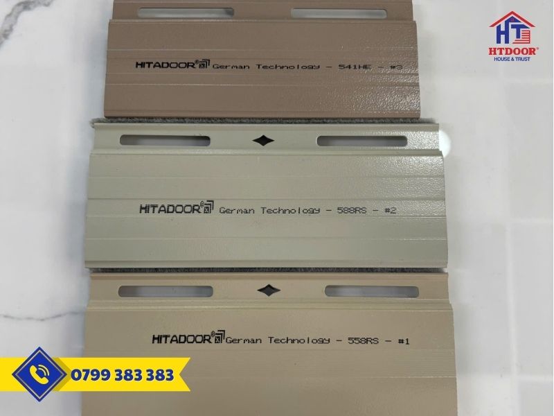 Màu cửa cuốn CN Đức khe thoáng