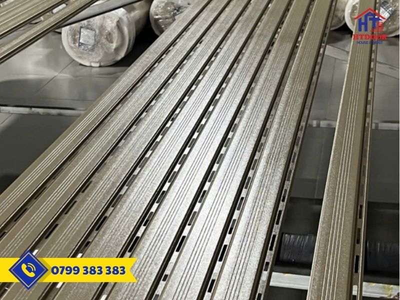 Sản xuất nan cửa cuốn tại xưởng