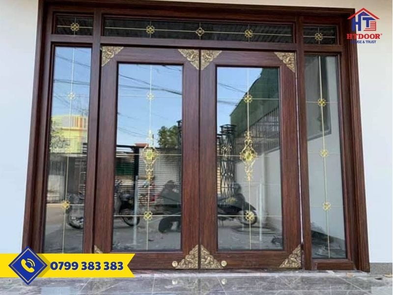 Cửa thủy lực nhôm Owin màu vân gỗ