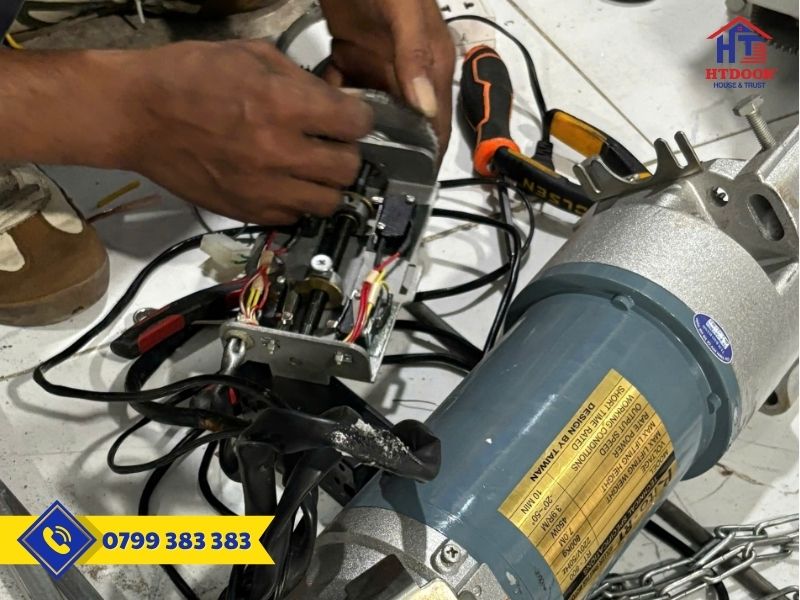 Sửa motor cửa cuốn