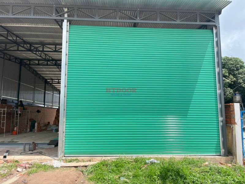 Cửa cuốn công nghệ Đài Loan cho kho xưởng