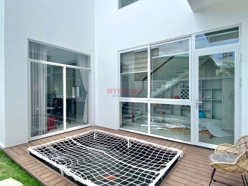 Công trình cửa nhôm Xingfa màu trắng