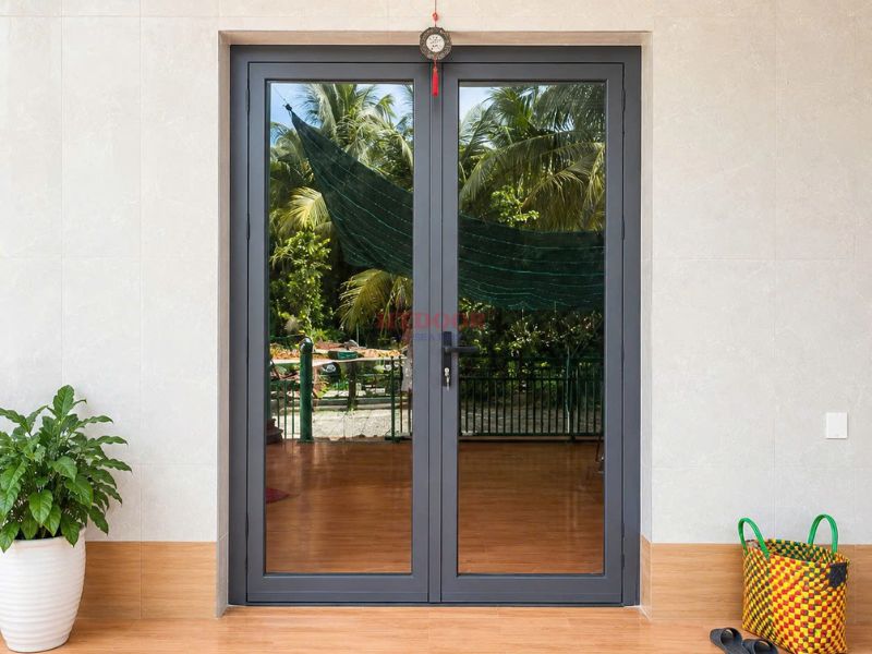 Cửa đi nhôm Xingfa 2 cánh mở quay