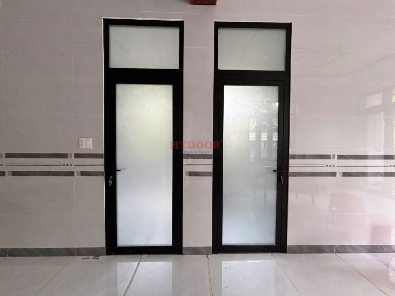Cửa phòng nhôm Xingfa Nhập Khẩu kính mờ