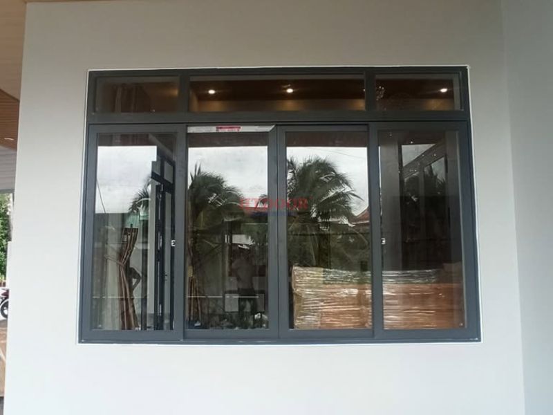 Cửa sổ lùa 4 cánh